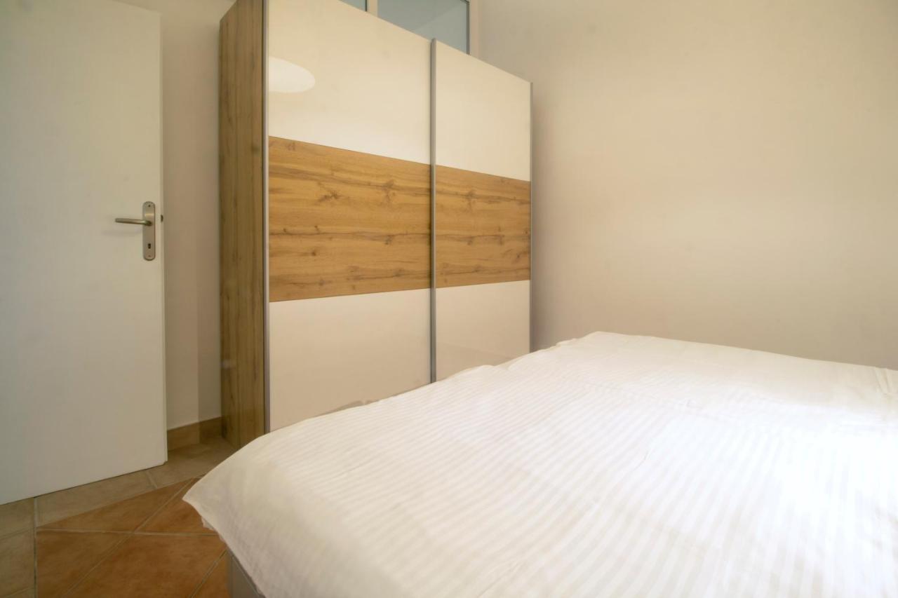 Apartments Buneta Novi Vinodolski Ngoại thất bức ảnh